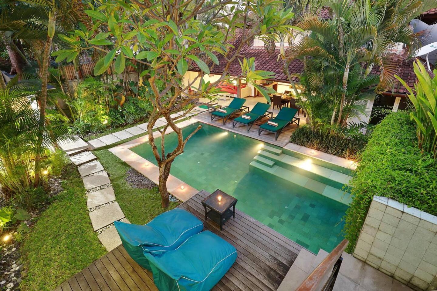 סמיניאק Super Value 4 Bedroom, Walk To Bintang Supermarket מראה חיצוני תמונה