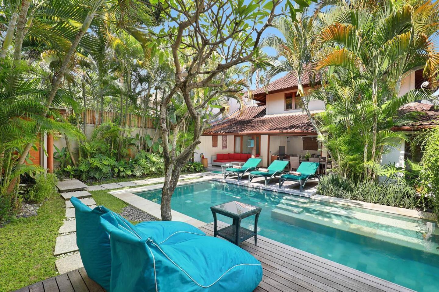 סמיניאק Super Value 4 Bedroom, Walk To Bintang Supermarket מראה חיצוני תמונה